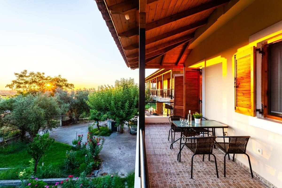 Ferienwohnung Nelly'S Seaview Retreat - Summer Cozy Getaway Zacharo Exterior foto